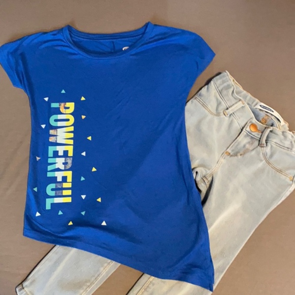 Old Navy ballerina jeans & Powerful athletic shirt‎